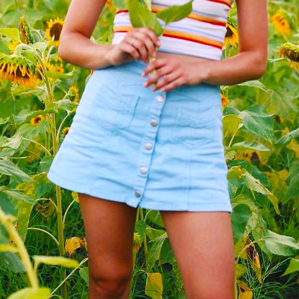 🌿Kendall and Kylie Light Blue Button Up Mini Skirt - super comfy!